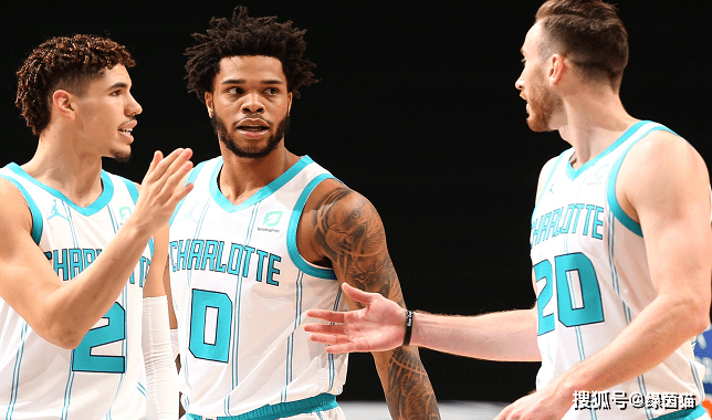  拉梅洛三双，黄蜂终结雄鹿七连胜  