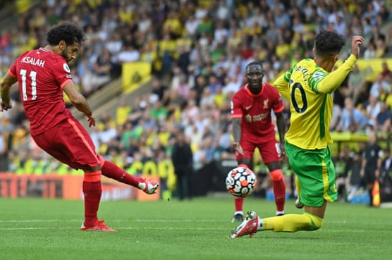  萨拉赫传射建功利物浦客场完胜切尔西紧追前三